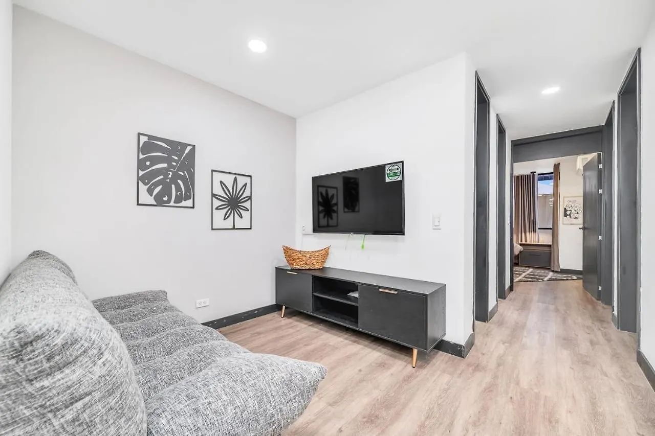 Moderno-Central El Poblado Apartamento Medellin 0*,