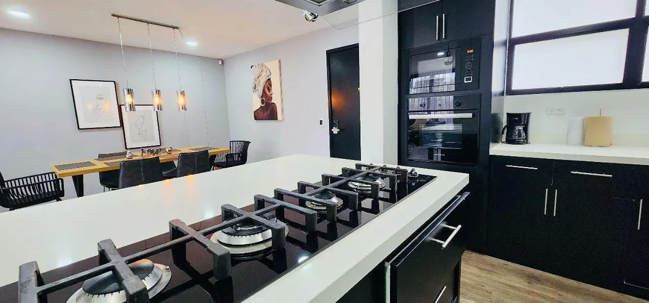 Moderno-Central El Poblado Apartamento Medellin