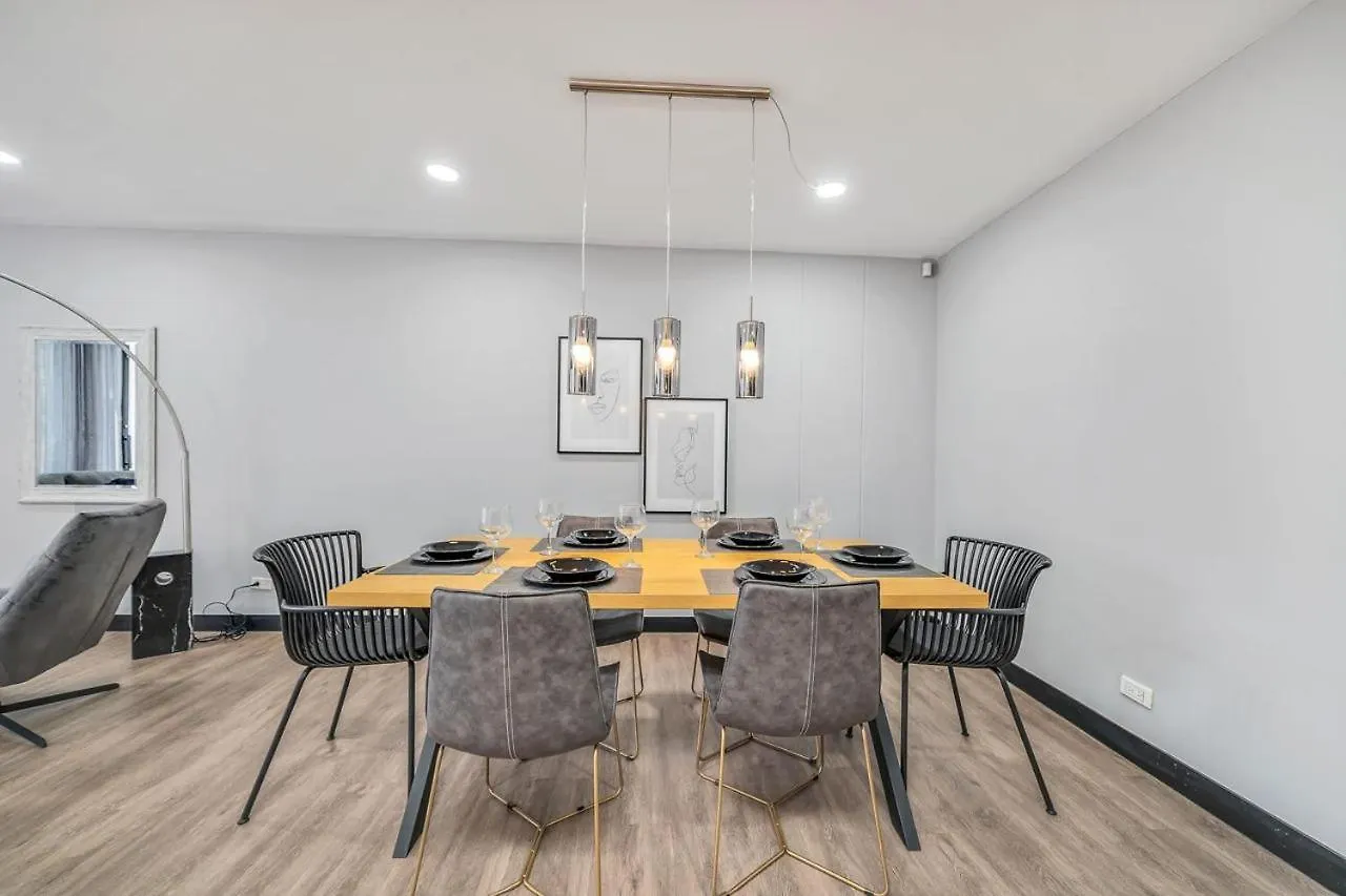 Moderno-Central El Poblado Apartamento Medellin