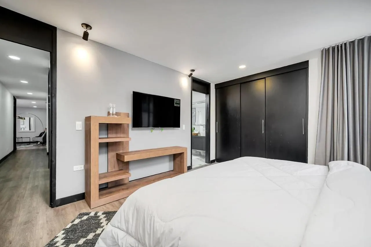 Moderno-Central El Poblado Apartamento Medellin Colombia