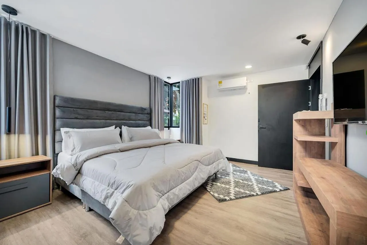 Moderno-Central El Poblado Apartamento Medellin